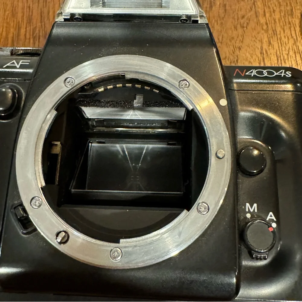 Nikon N4004s film camera vintage body only EUC